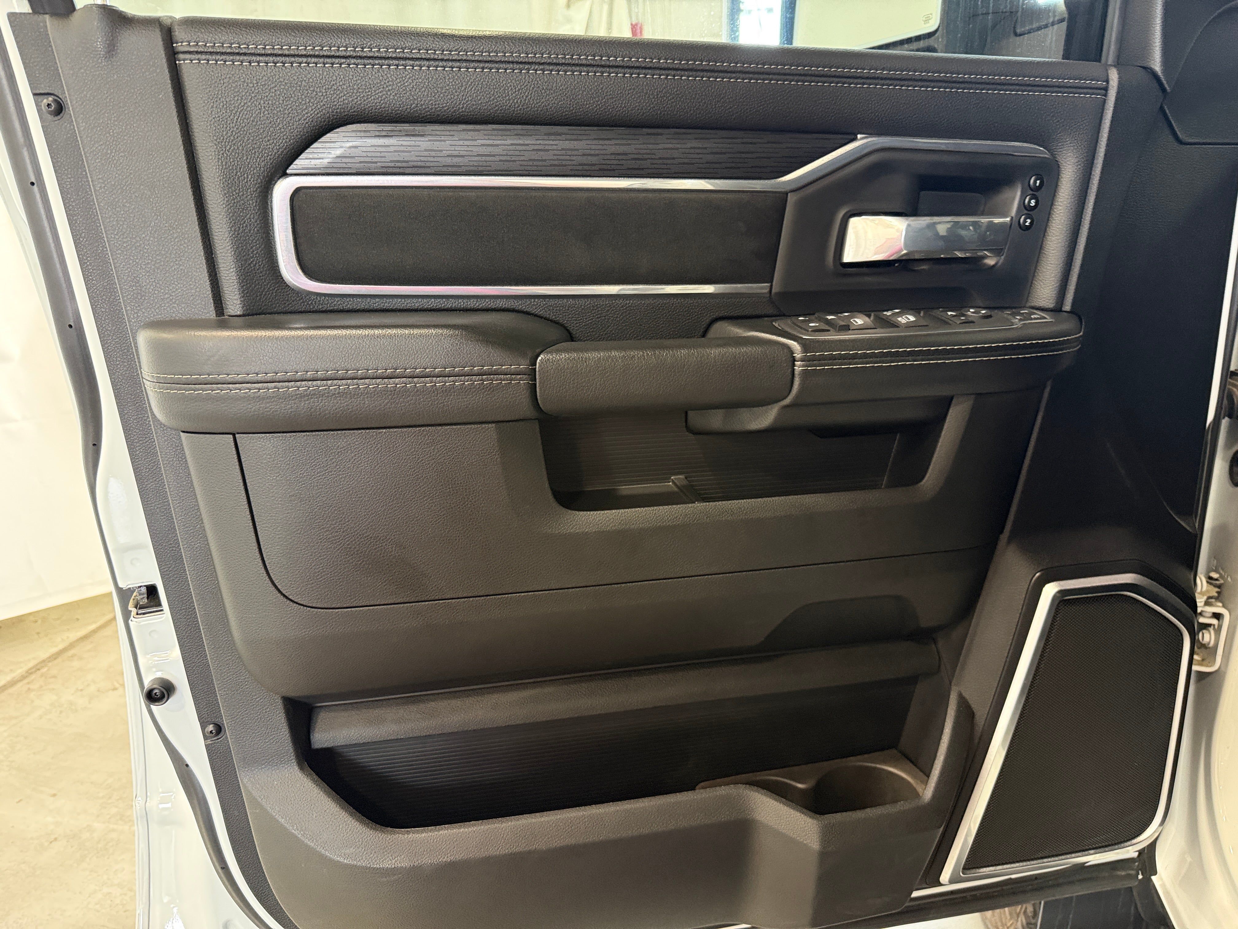 ram ram 2500 pickup 2024 3C6UR5FJXRG367962 image ram ram 2500 pickup 2024 3C6UR5FJXRG367962 image